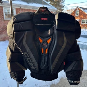 Medium 2025 CCM EFlex 6 Goalie Chest Protector (Used)