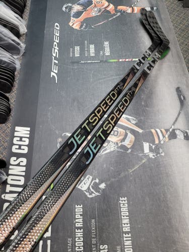 2 PACK | P28 | 80 Flex NEW! Senior CCM JetSpeed FT7 Pro Left Hand Hockey Stick NHL Pro Stock (New)