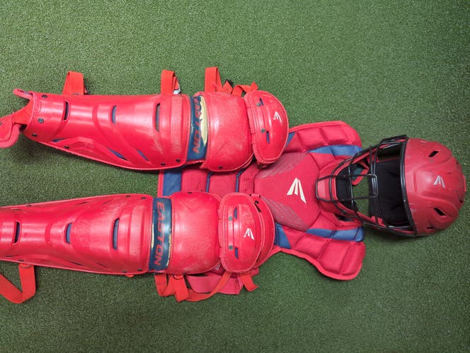Red Easton Elite x Catcher's Set (Used)(3075)Ages 15+
