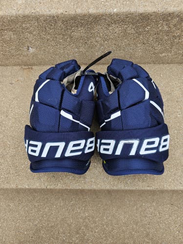 Bauer Supreme M5 Pro Gloves 12" (Used)