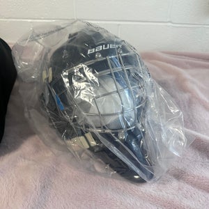 Senior Small Bauer 960 Goalie Mask (New)