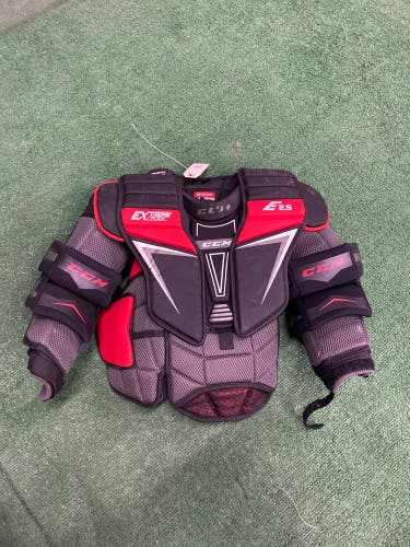 CCM Extreme Flex E2.5 Goalie Chest Protector | Junior Large/Extra Large
