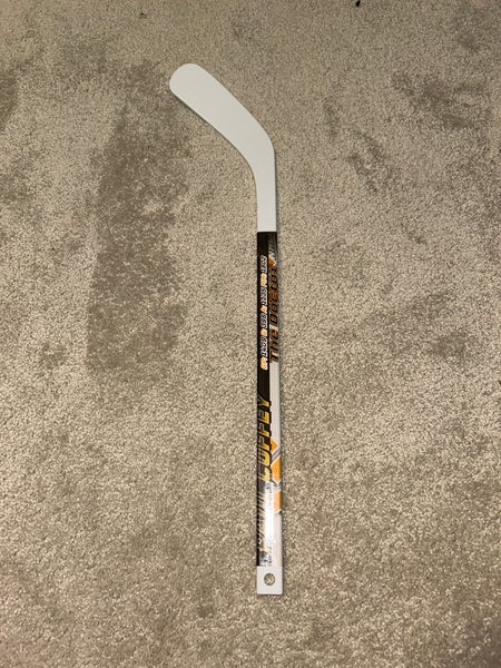 Junior Franklin Left Hand Hockey Stick Less Than 30 Flex (New)
