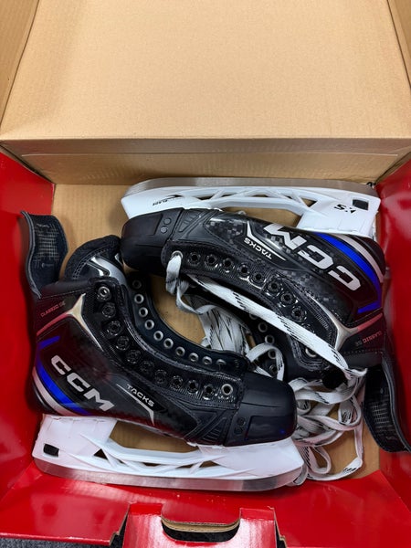 CCM Ccm tacks classic Hockey Skates Regular Width 9 (New)