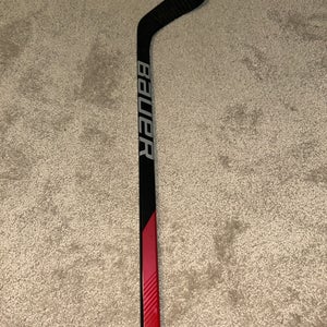 Youth Bauer Mystery Mini Right Handed Hockey Stick Less Than 30 Flex (Used)
