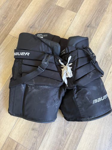 Senior XL Bauer Pro Hockey Goalie Pants (Used)