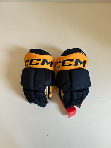 New 13” CCM HGTKPP Pro Stock Hockey Gloves - Navy/Gold