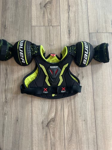 Large Youth Bauer Vapor Velocity Shoulder Pads (Used)
