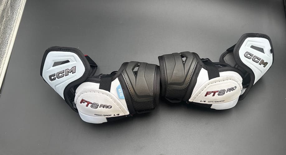 Senior Large CCM JetSpeed FT8 Pro Elbow Pads (Used)
