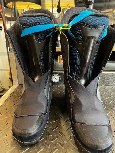 Lange Concept Liner Only Size 27.5