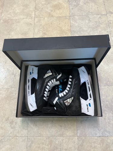 True SVH Pro Stock Skates Neal Pionk Sz 9