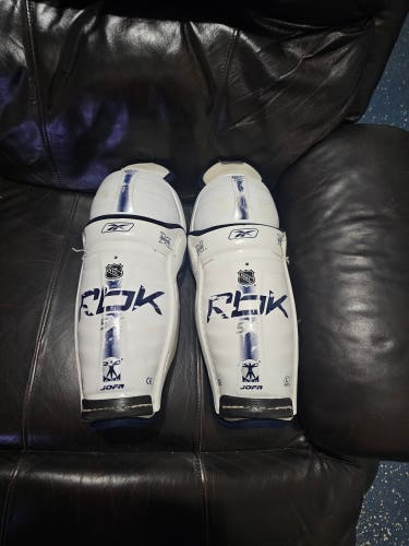 Junior Reebok 5K 12" Shin Pads (Used)