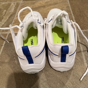 Nike Zoom Hyperace2 Volleyball Sneakers **NEW** Men's sz 9.0/Women's sz 10.0