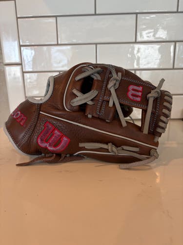 2025 Infield RH Wilson A1000 Baseball Glove 11.5" (Used)