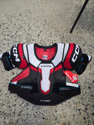 Men's Large Senior CCM JetSpeed FT680 Shoulder Pads (New)