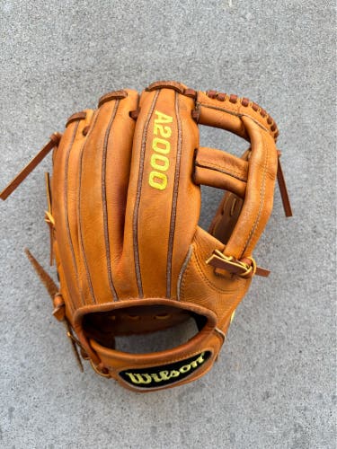 Wilson A2000 EL3 11.75" (Used)