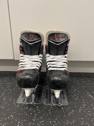 Bauer Vapor X5 Pro Hockey Skates Regular Width 12 (Used)