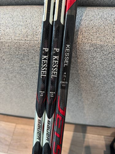 Senior Bauer Custom Right Handed Hockey Stick 75 Flex Pro Stock (New)