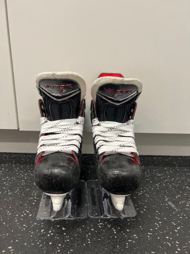 Bauer X5 pro Hockey Skates Regular Width 12 (Used)