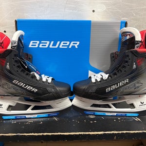 2023 Bauer Vapor X5 Pro Hockey Skates Wide Width Size 4.0 (New)