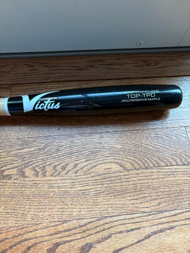 2025 Victus Torpedo Maple Bat (-3) 29 oz 32" (Used)