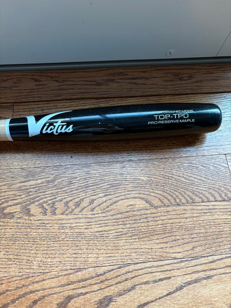 2025 Victus Torpedo Maple Bat (-3) 29 oz 32" (Used)