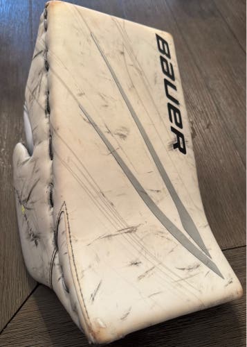 Bauer Vapor Hyperlite 2 Goalie Blocker