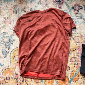 Large Men's Bauer and Lululemon Shirt (Used)