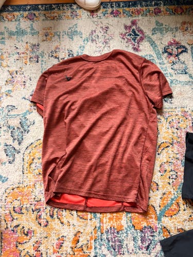 Large Men's Bauer and Lululemon Shirt (Used)