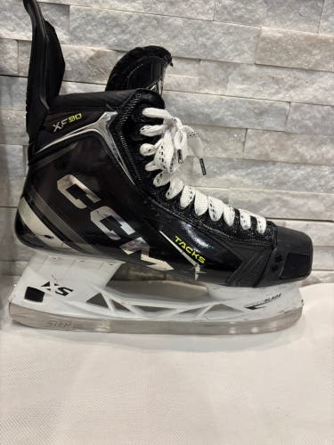 2024 CCM Tacks XF 90 Hockey Skates Wide Width 11 (Used)