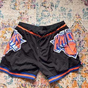 Black New York Knicks Large Men's Shorts (Used)