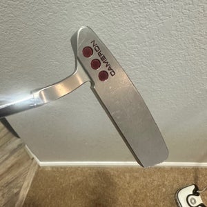Unisex Scotty Cameron Select Newport 2.5 Right Handed Putter (Used)