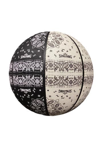 New SPALDING BLK/WHT BB 29.5" 11347-SPL771848
