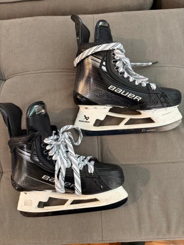 Black 2023 Bauer Vapor Hyperlite 2 Hockey Skates Regular Width (Used) Size 8 1/4 Fit 2
