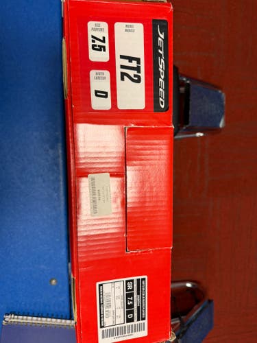 *BRAND NEW- PROSHOP SALE* CCM JetSpeed FT2 Hockey Skates SIZE 7.5 (New)