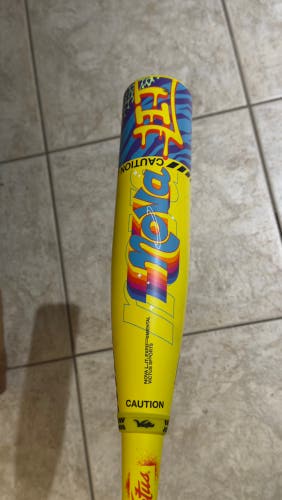 2026 Victus Nova Lit Composite USSSA Certified Bat (-10) 18 oz 28" (Used)
