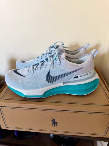 Men's Size M 11.5 (W 12.5) Adult Nike ZoomX Invincible Run Shoes (New)