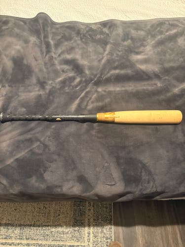 Victus Pro Hard Gloss V-Cut 34