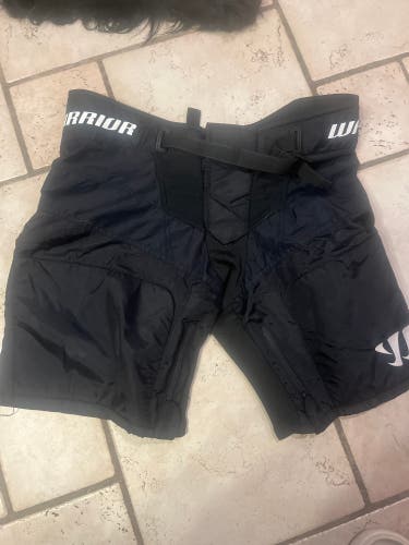 Black Junior Medium Warrior Alpha Shell