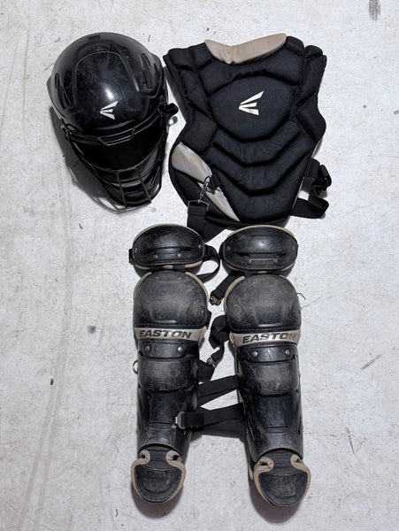 Black Easton Black Magic 2.0 Catcher's Set (Used)