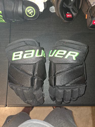 Dallas Stars Blackout Radulov Bauer Vapor Gloves 14" (new)