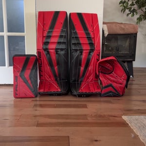 34" True Catalyst Px3 Regular Goalie Full Set Pro Stock (Used)
