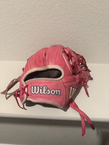Wilson A2000 RH Infield Baseball Glove 11.5" (Used)