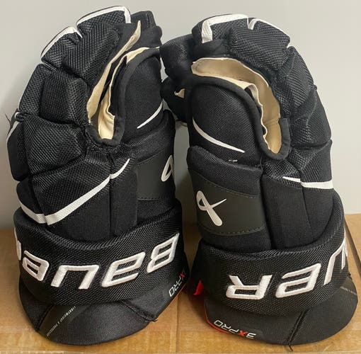Used Bauer Vapor 3X Pro Gloves 15"