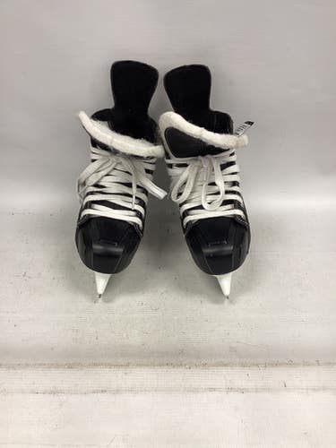 Used Itech FLYWEIGHT Junior Hockey Skate Junior 03 11851-S000044597