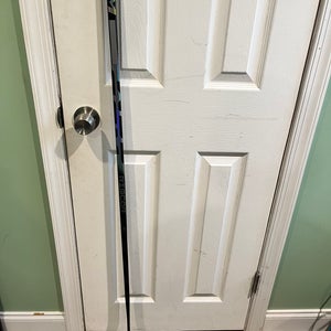 Junior CCM Ribcor Trigger 10 Pro Right Handed Hockey Stick P29 40 Flex (Used)