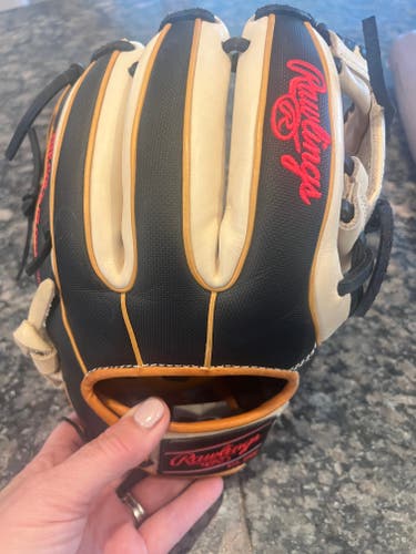 Infield RH Rawlings Heart of the Hide Baseball Glove 11.5" (New)