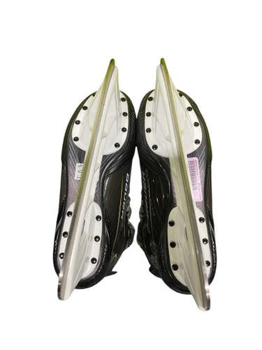 Used Bauer SUPREME M30 Senior Hockey Skate Senior 8 11847-S000033679