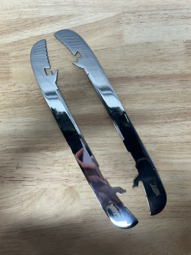 280mm Blade Tech Runners (Fit Bauer PowerFly Holder) Bauer FlyTi Equivalent (New) Casey Cizikas