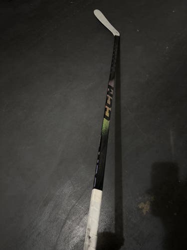 Senior CCM Ribcor Trigger 10 Pro Left Hand Hockey Stick P92 85 Flex Pro Stock (Used)